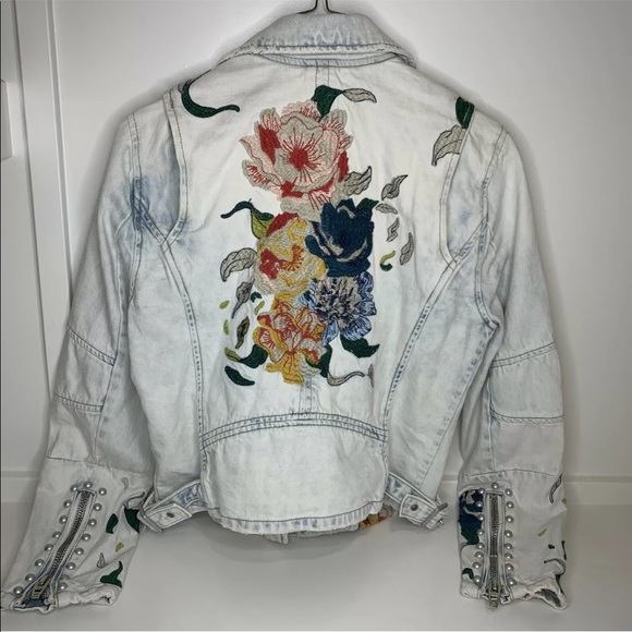 BlankNYC Denim Sitting Pretty Floral Moto Jacket - Picture 2 of 11